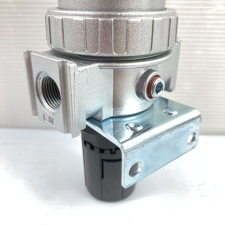  THB エアレギュレーター FR803