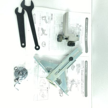  MAKITA マキタ コード式電子トリマ 付属品付 3707FC ブルー