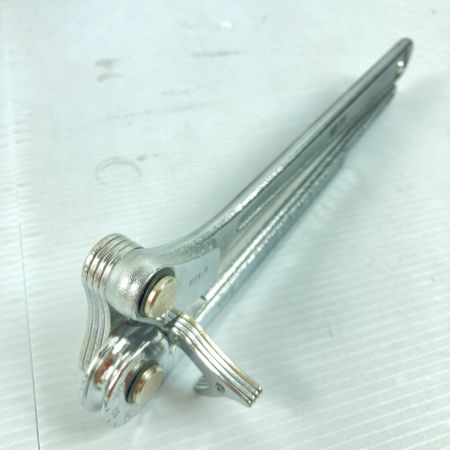  TRUSCO トラスコ ステンレス用チューブベンダー 適合管サイズ6mm GFB-S6M シルバー