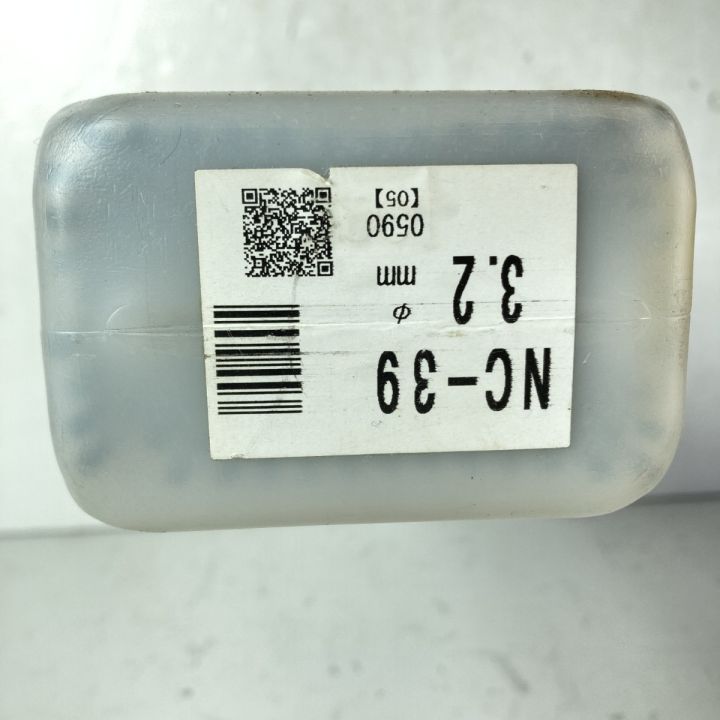 ✨KOBELCO　中古美品　NC-39　溶接棒　3.2 × 350ｍｍ　５㎏✨うるま市田場✨ 神戸製鋼 ( KOBELCO ) アーク溶接棒 NC-39 ( NC39 ) ステンレス用 φ