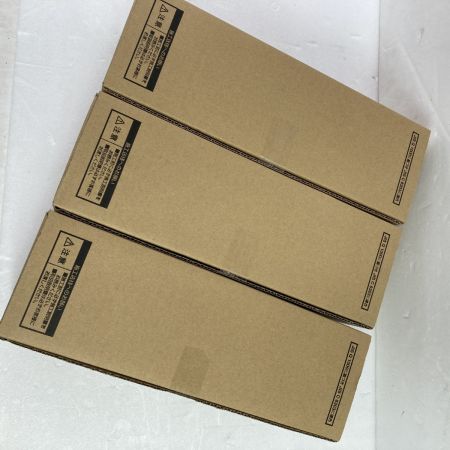  Panasonic パナソニック  EV・PHEV充電用 カバー付15A・20A兼用接地屋外コンセント 2024年9月製造 3箱セット WK4422S