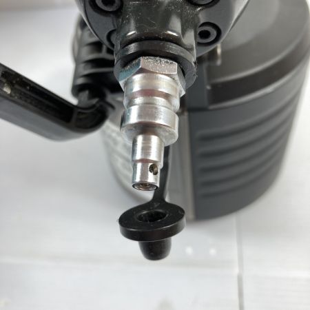  MAKITA マキタ 高圧 エア釘打 ワイヤ釘：45~90mm シート釘:45~75mm AN933H ゴールド 【創業100周年 限定仕様】