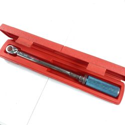 ＊＊ Snap-on スナップオン 差込角9.5mm トルクレンチ  ケース付 ※校正歴不明 QJR3200C シルバー Cランク