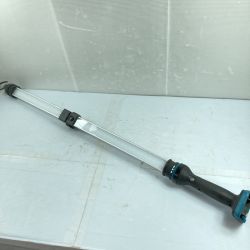 ＊＊ MAKITA マキタ 14.4V/18V 充電式LEDワークライト 本体のみ ML818 ブルー Cランク