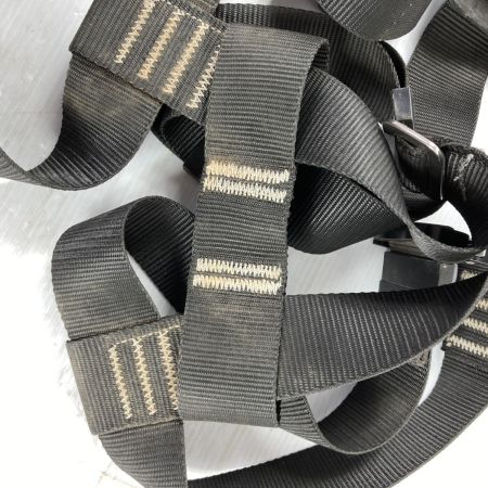  椿モデル フルハーネス型安全帯 椿モデル  Sサイズ  墜落制止用器具の規格適合品 HYF2-S-BL ブラック