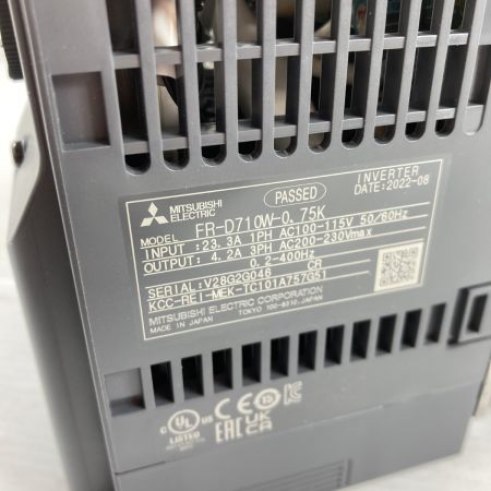 MITSUBISHI ミツビシ COMPACT SIZE IMVERTER FR-D710W-0.75K グレー