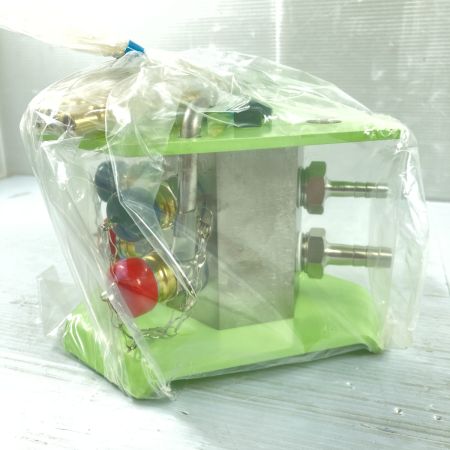  日東工器 【未使用品】日東工器/NITTO ラインカプラミニ LM32型 3分岐配管 酸素 ガス 溶断機 (1) LM32型 黄緑