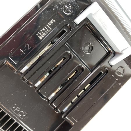  MAKITA マキタ 40Vmax 充電式クリーナ サイクロン (バッテリ1個・充電器付）PSEマークあり CL004GRDG ホワイト