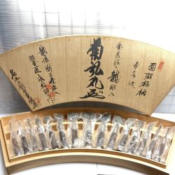 ＊＊  のみ 鑿「菊弘丸」金象眼龍彫入 黒檀柄 越後國三条住人 永桶昭三/扇田重勝作 15本組 桐箱入り Sランク