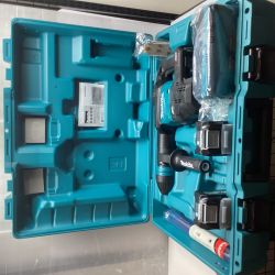 ＊＊ MAKITA マキタ 40v 4.0Ah 充電式ハンマ 未使用品 ※PSEマークあり HM001GRMX Sランク