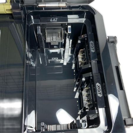  MAKITA マキタ 18/40V 充電式保冷温庫 CW004GZO オリーブ
