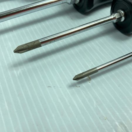  Snap-on スナップオン プラス／マイナス ドライバー 4本セット SDD8/SDDP62/SDDP300/SDDP31 ブラック