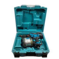 ＊＊ MAKITA マキタ 高圧 90mm エア釘打 ケース付 AN931H ブラック×ブルー Cランク