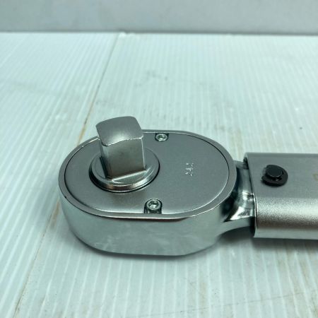  TONE トネ TONE 40~200N•m トルクレンチ T4MN200 シルバー