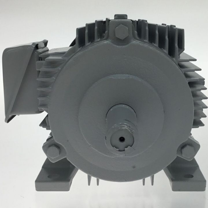 TOSHIBA 東芝 モーター 未使用品 三相200V脚取付全閉外扇形 IK