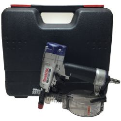 ΘΘ MAKITA マキタ エア釘打ち 常圧 ケース付 AN303P シルバー×ブルー Bランク