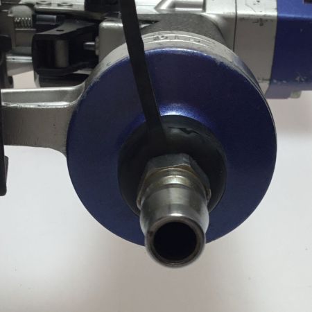  MAKITA マキタ エア釘打ち 常圧 ケース付 AN303P シルバー×ブルー