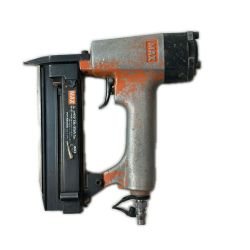 MAX マックス 工具 エアネイラ 常圧  TA-35A オレンジ 本体のみ 常圧 不明 使用感有 Cランク