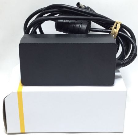  MAKITA マキタ 充電式ラジオ ACアダプター付 40v 未使用品(S) MR005GZO オリーブ