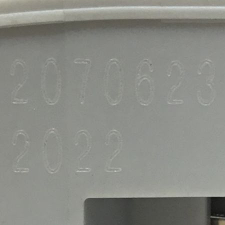  Panasonic パナソニック インパクトドライバ 18v 充電器・充電池1個・ケース付 コードレス式 程度B EZ76A1 ホワイト