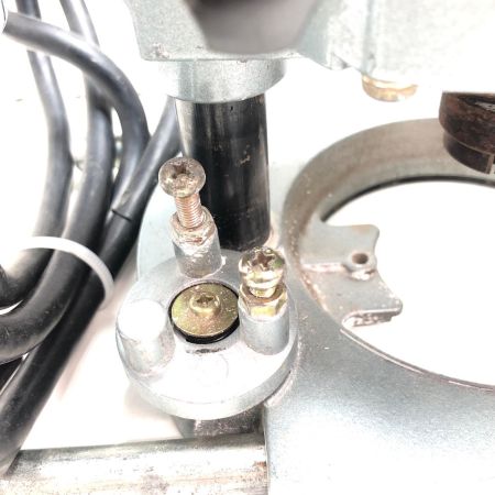 HITACHI 日立 12mm ルーター M12