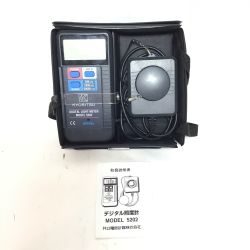 ΘΘ KYORITSU 共立電気計器 デジタル照度計 MODEL5202 ケース付 5202 Bランク