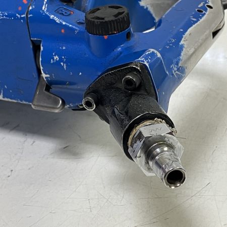 ЗЗ TOKU 25.4mm 常圧 2550N.m エアインパクトレンチ 本体のみ MI-42 ブルー