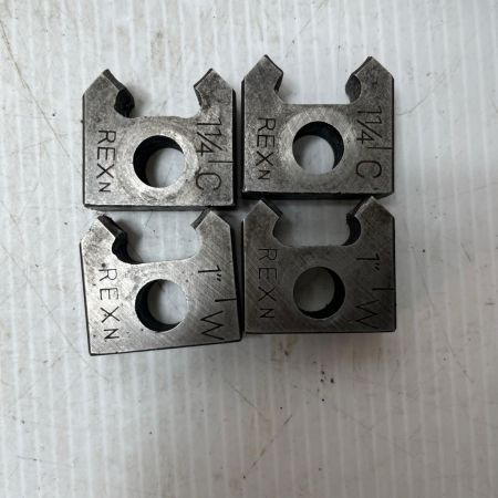 手動ねじ切り機 ヘット3個