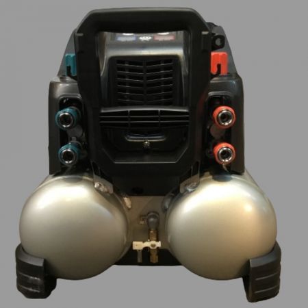  MAKITA マキタ エアコンプレッサー 本体のみ AC500XG ブラック