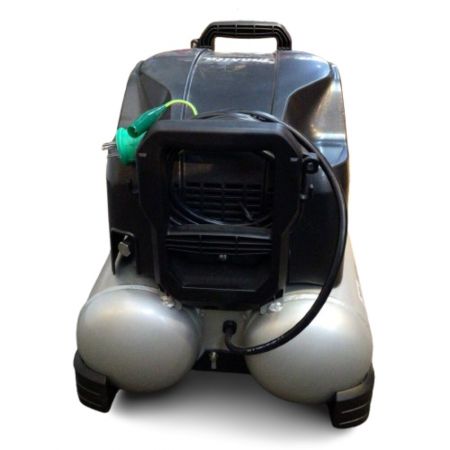  MAKITA マキタ エアコンプレッサ 本体のみ AC500XG ブラック