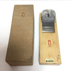 ΘΘ  本銘 吉次 鉋 カンナ Bランク