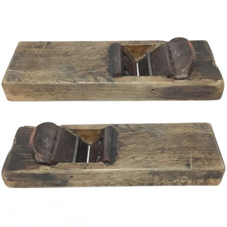   大工道具 カンナ 鉋 錆び有 女盛 程度C