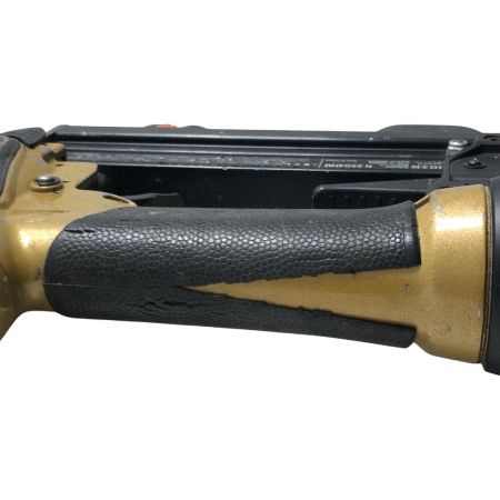 €€ HITACHI 日立 25mm 高圧タッカ(本体のみ) N2504HM ゴールド