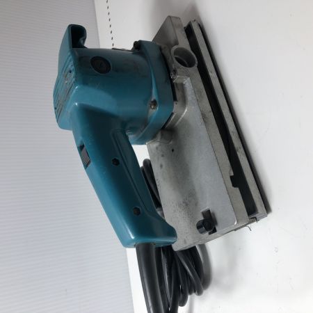 €€ MAKITA マキタ 仕上サンダ 9045N
