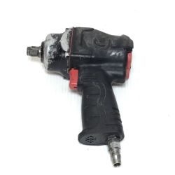 ΘΘ 信濃機販 エアインパクトレンチ 本体のみ 常圧 程度C SI-1600 ブラック×レッド Cランク