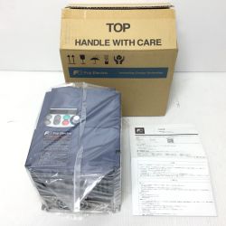 ΘΘ 富士電機 インバーター 未使用品(S) FRN3.7C2S-2J Sランク