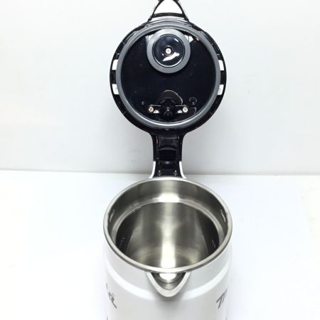  MAKITA マキタ 充電式ケトル 程度B 本体のみ コードレス式 18v+18v KT360D ホワイト