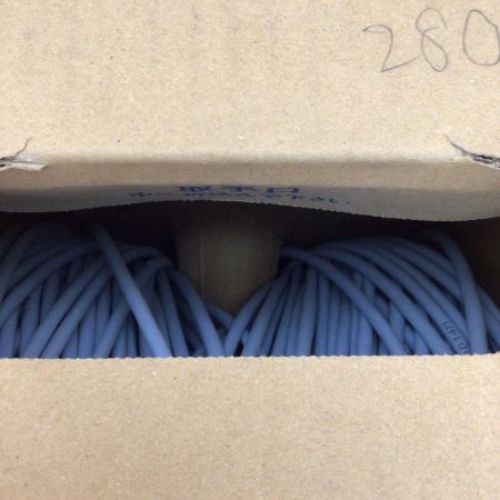  NETSTAR UTPケーブル 未使用品(S) 300m/9kg 8 0.5mm×4P