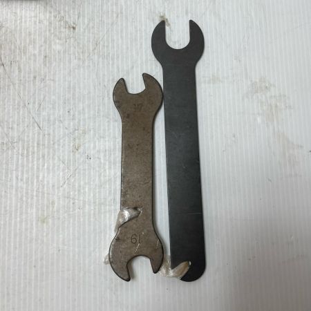 SUZUKID アーク溶接機  SSY-121R レッド