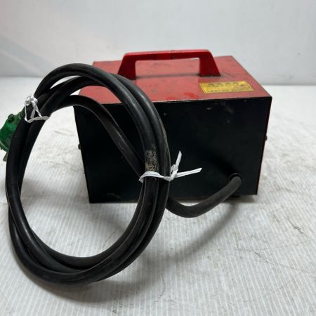 MAKITA マキタ 昇圧機 ジャンク品(D) 本体のみ 年式古い為 A-05979
