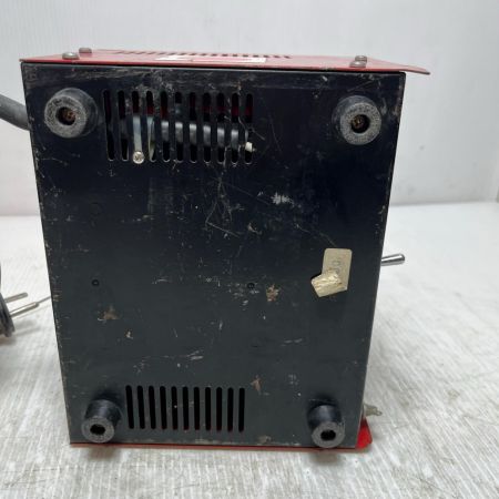 MAKITA マキタ 変圧器  ジャンク品(D) 本体のみ  A-05979 レッド