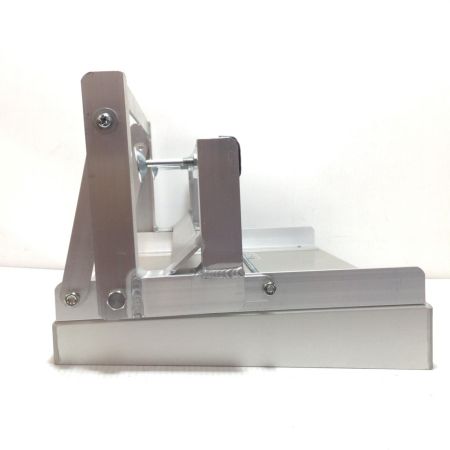  シンワ精密 バケット取付作業台 程度B BW400C