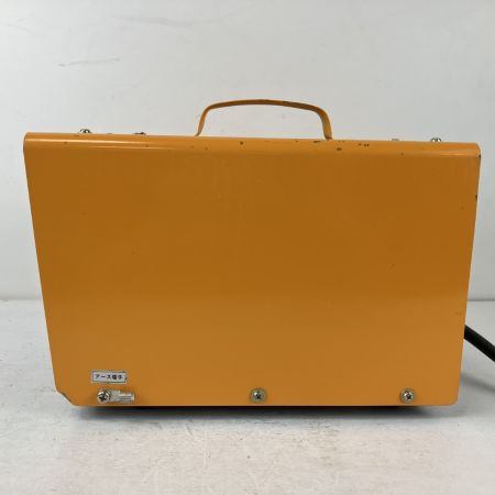 ЗЗ SUZUKID 100v/200v 3kVA 昇降圧兼用 変圧器 STX-312P オレンジ