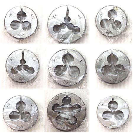  BANZAI タップダイスセット 未使用品(S) ケース付 美品 SCREWPLATE M-320 シルバー