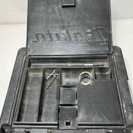 MAKITA マキタ インパクトドライバ  ケース付 TD137D ブラック