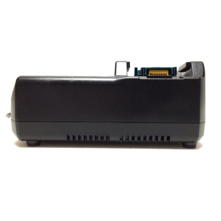  MAKITA マキタ 工具関連用品 充電器 未使用品(S) DC18RF