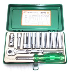 ΘΘ TONE トネ ハンドツール ソケットレンチセット 程度B ソケット各種・ケース付 使用感有 L-2085 Bランク