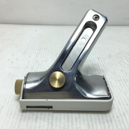  KLASS コーナーカッター 程度A 21-5551