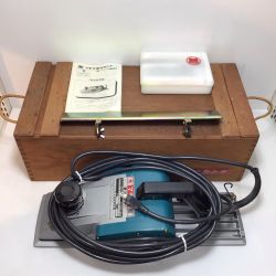 ΘΘ MAKITA マキタ 電動カンナ 程度B コード式 1806B Bランク