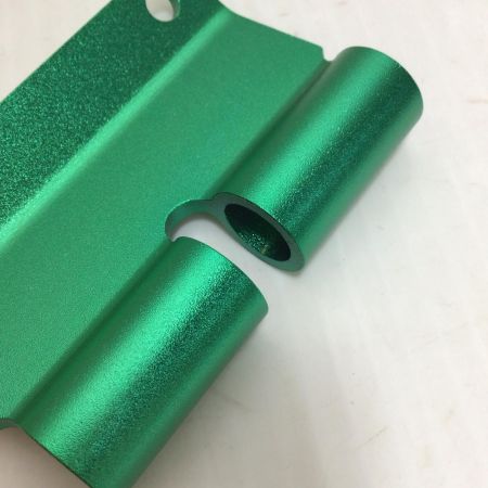  KNICKS ベルトループアタッチメント 程度A アルミ製ベルトループアタッチメント ALU15LA-G グリーン